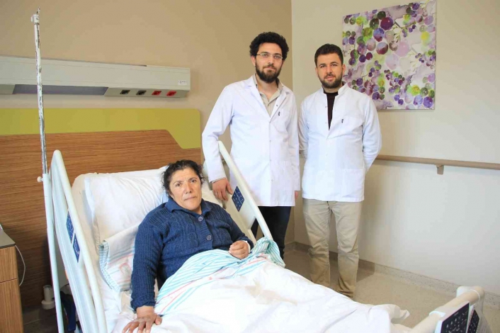 Elazığ Fethi Sekin Şehir Hastanesinde `beyin ve epilepsi pili ameliyatları´ başarı ile uygulanıyor
