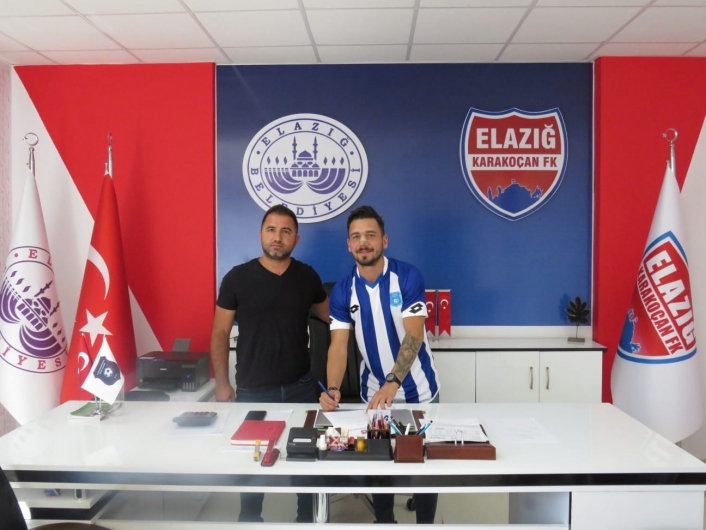 Elazığ Karakoçan FK, Ekrem Sütçü´yü renklerine bağladı

