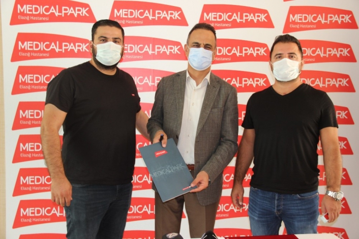 Elazığ Karakoçan FK´ya, Medical Park Hastanesi sağlık sponsoru oldu
