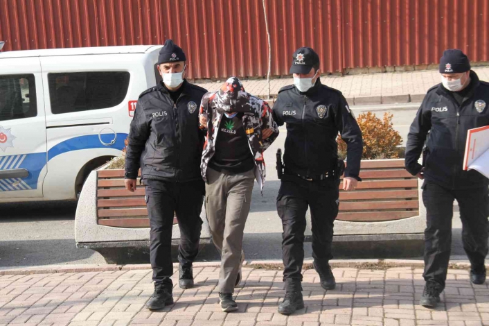 Elazığ polisi hırsızlara göz açtırmıyor: 1 gözaltı
