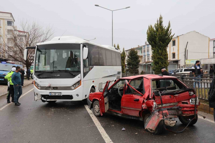 Elazığda zincirleme trafik kazası: 2 yaralı
