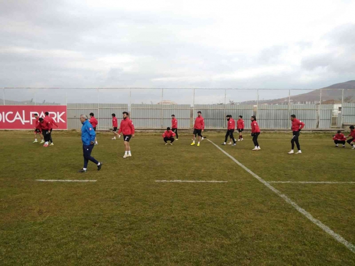 Elazığspor, Sancaktepe FK hazırlıklarına başladı
