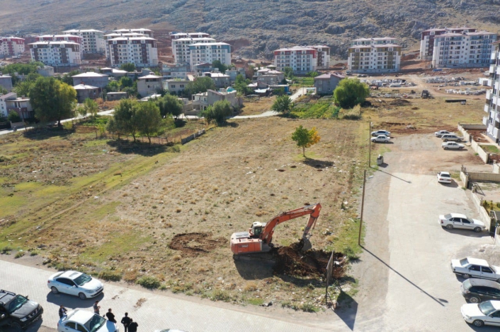 Elbistan Belediyesi depremzedeler için ücretsiz konut yapıyor
