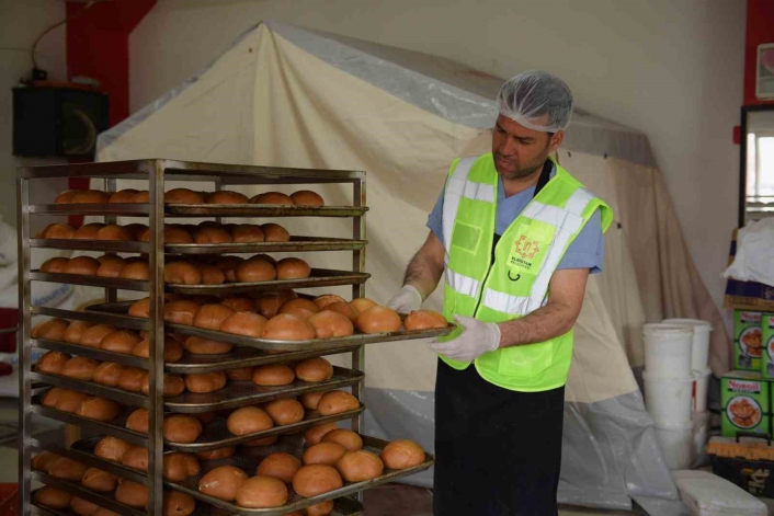 Elbistan´da halk ekmek fabrikası tekrar üretime geçti: Depremzedelere günlük 15 bin ekmek
