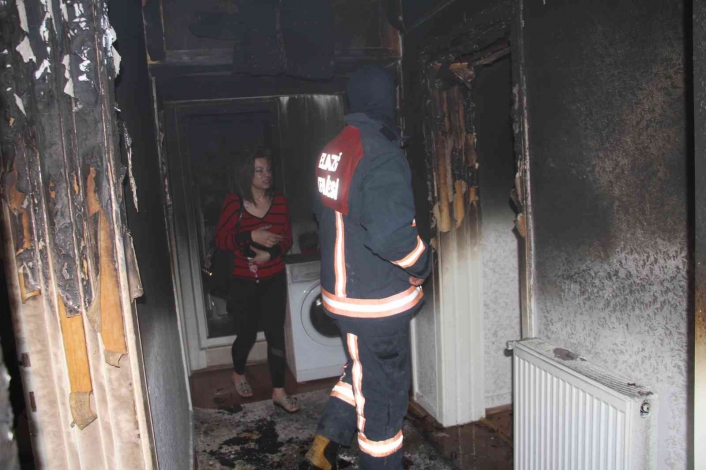 Eski sevgilisinin evini benzin döküp ateşe verdi: 1´i çocuk 3 kişi balkonda atlayarak canını kurtardı
