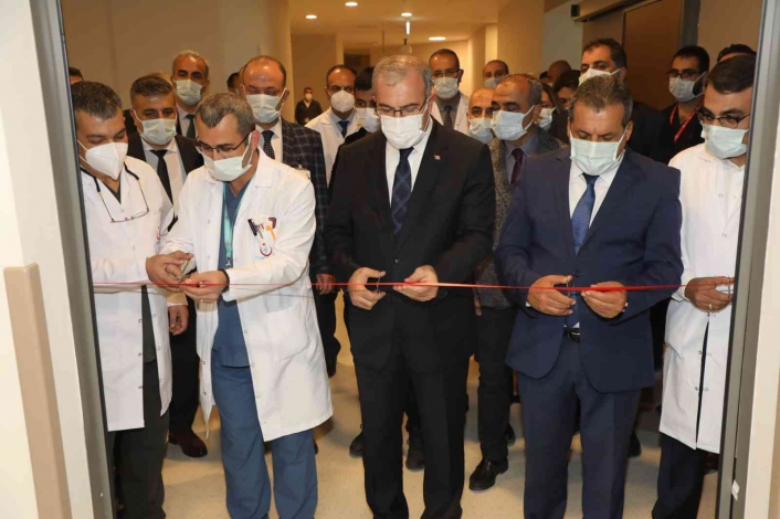 Fethi Sekin Şehir Hastanesinde yeni yoğun bakım servisleri açıldı, kapasite 5 kat arttırıldı
