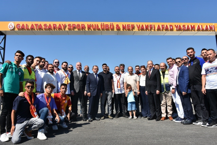 Galatasaray, Kahramanmaraş´ta 100 kalıcı konut yapacak
