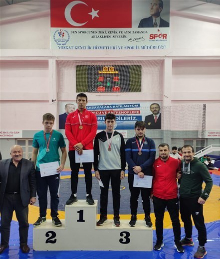 Güreşçi Bozbağ Türkiye Şampiyonu oldu
