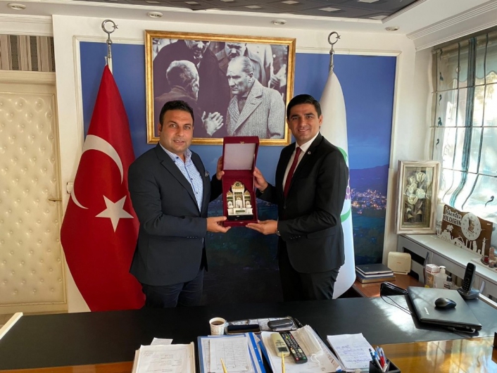 İstanbul Büyükşehir Belediyesi´nden Başkan Yıldırım´a ziyaret
