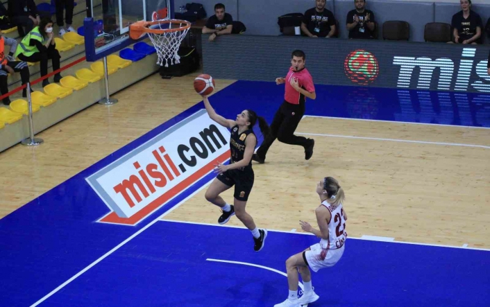 Kadınlar Basketbol Süper Ligi: Elazığ İl Özel İdare: 46 - Fenerbahçe: 105
