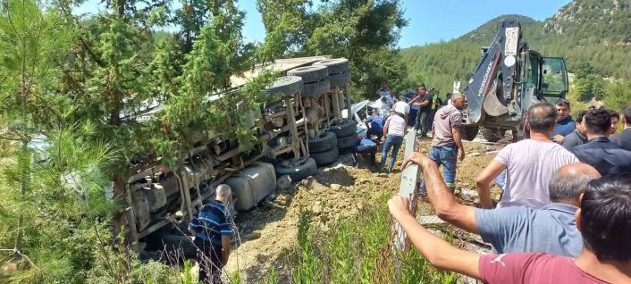 Kahramanmaraş´ta freni patlayan kamyon kalabalığın arasına daldı: 5 ölü, 25 yaralı
