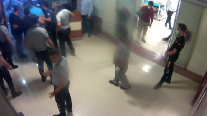 Kahramanmaraş´ta hastanede güvenlik görevlilerine saldırı
