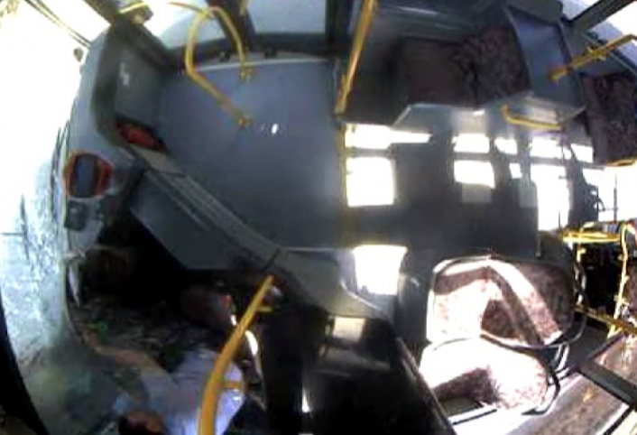 Kahramanmaraş´taki otobüs kazası güvenlik kamerasında

