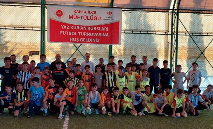 Kahta´da Yaz Kur´an Kursları futbol turnuvası başladı
