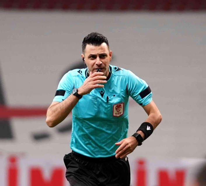 Kasımpaşa - Sivasspor maçını Ali Şansalan yönetecek
