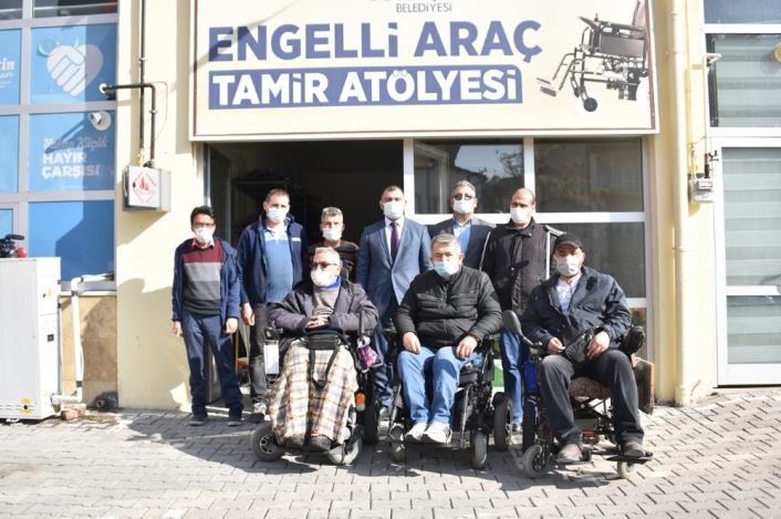 Malatya Büyükşehir akülü engelli araçların tamirini yapıyor
