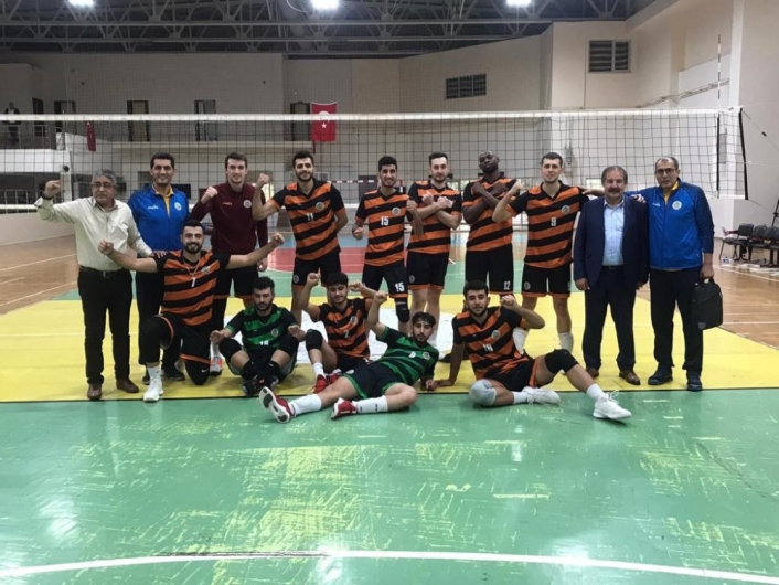 Malatya Büyükşehir Belediyespor Voleybol takımı 3-0 ile güldü
