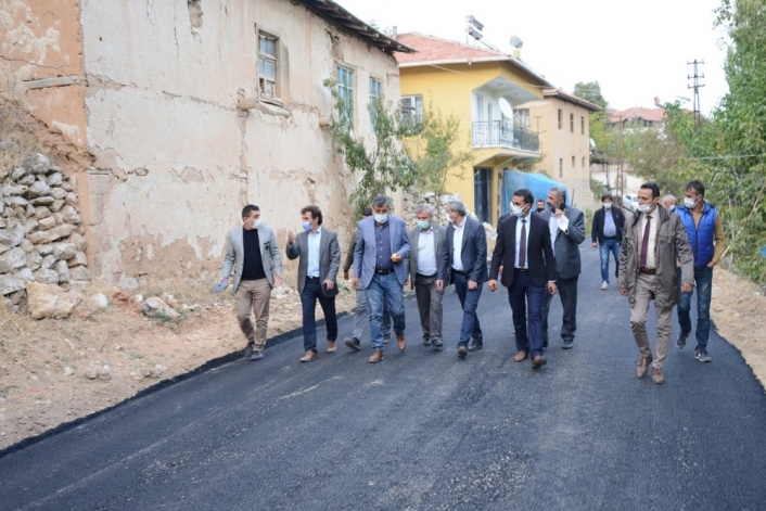 Malatya Büyükşehir, Kocaözü yollarını bakıma aldı
