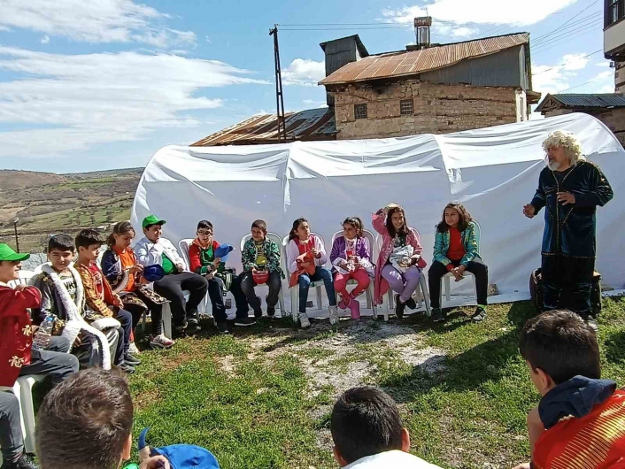 Malatya´da depremzede çocuklar için moral etkinlikleri düzenlendi
