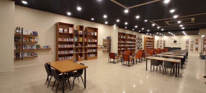 Malatya Park AVM´ye kütüphane
