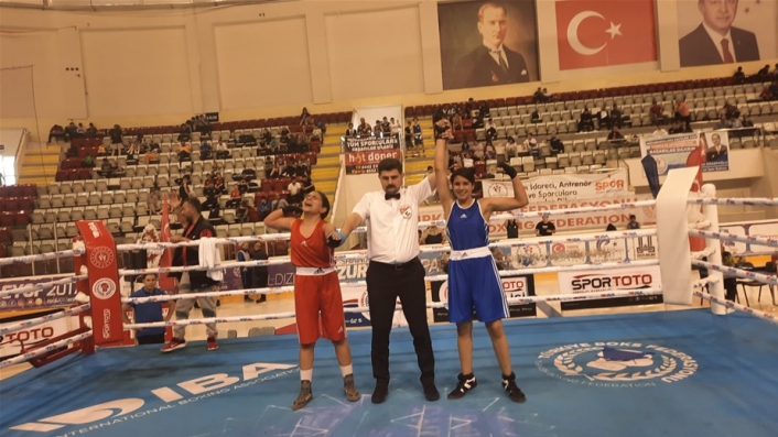 Malatyalı boksör Fırat´ın Türkiye Şampiyonluğu sevinci
