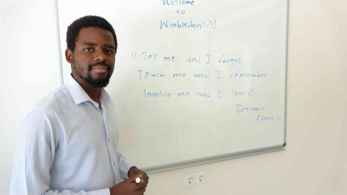 Nijerya´dan öğrenci olarak geldiği Elazığ´da kendi dil okulunu açtı
