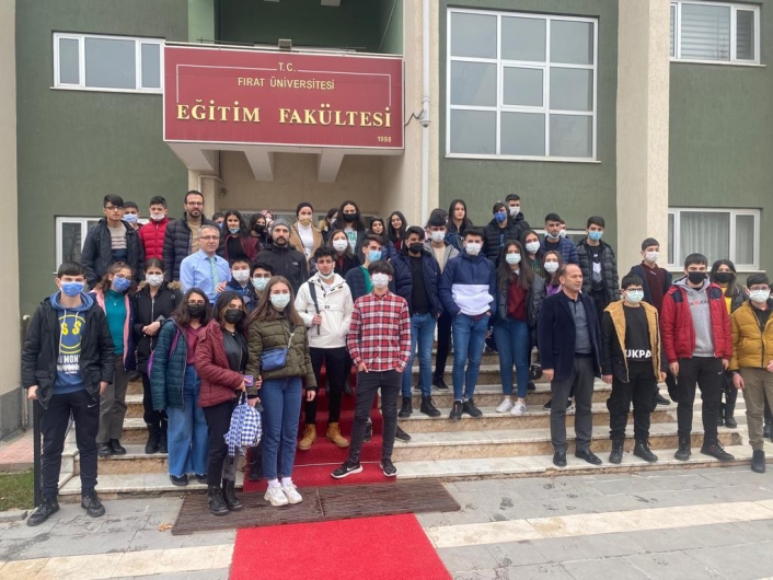 Öğrenciler Fırat Üniversitesini gezdi
