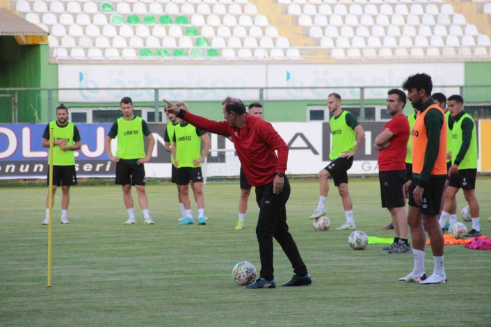 Sivas Belediyespor, Şanlıurfa maçına hazırlanıyor
