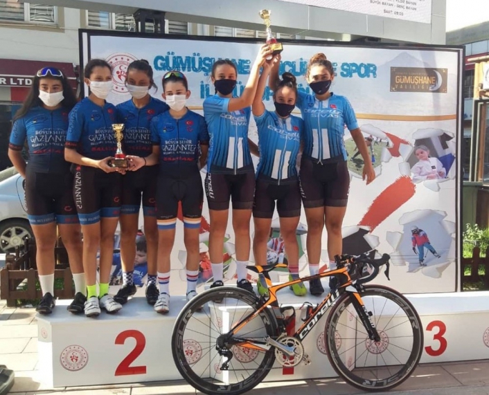 Sivas bisiklet takımı Türkiye Şampiyonu oldu
