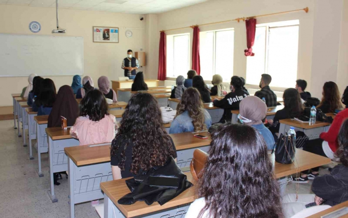 Sivas Cumhuriyet Üniversitesi 2. dönem tamamen yüz yüze eğitme geçmeyi planlıyor
