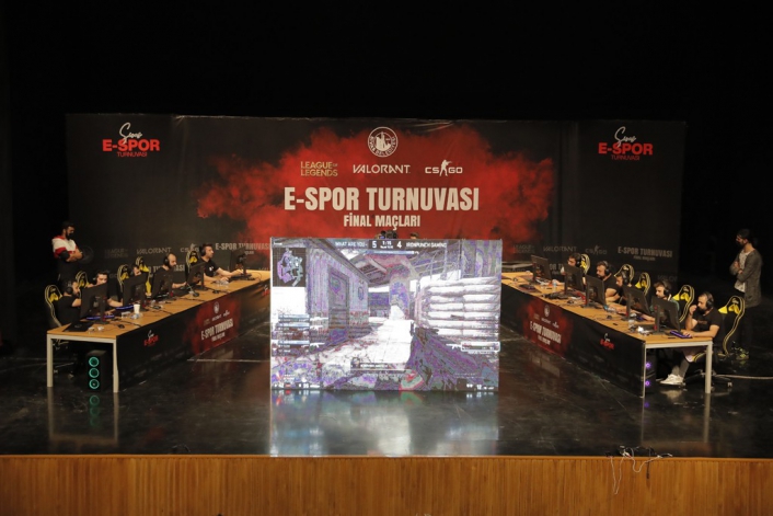 Sivas´ta E-Spor turnuvası heyecanı yaşandı
