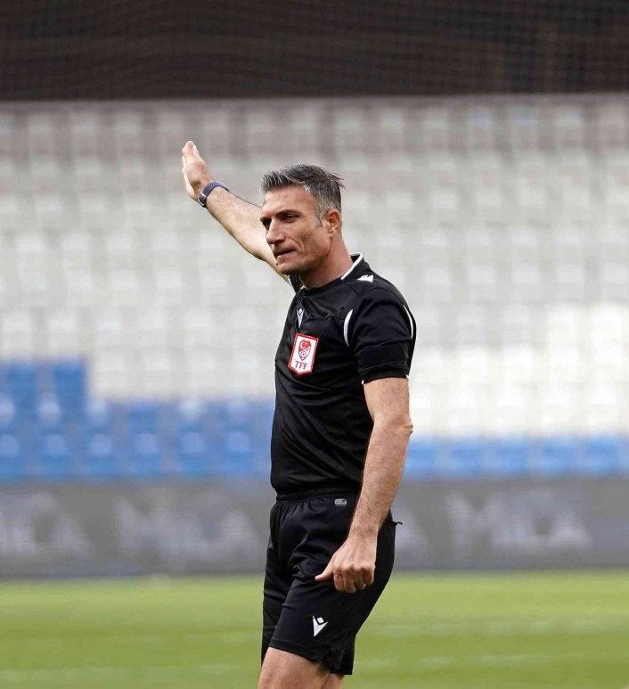 Sivasspor - Alanyaspor maçının VAR´ı Özgür Yankaya oldu
