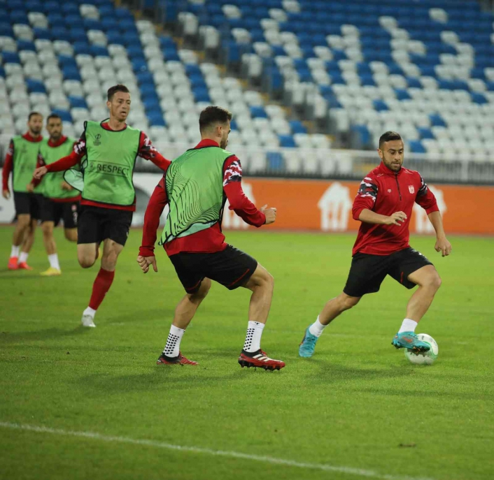 Sivasspor Ballkani maçına hazır
