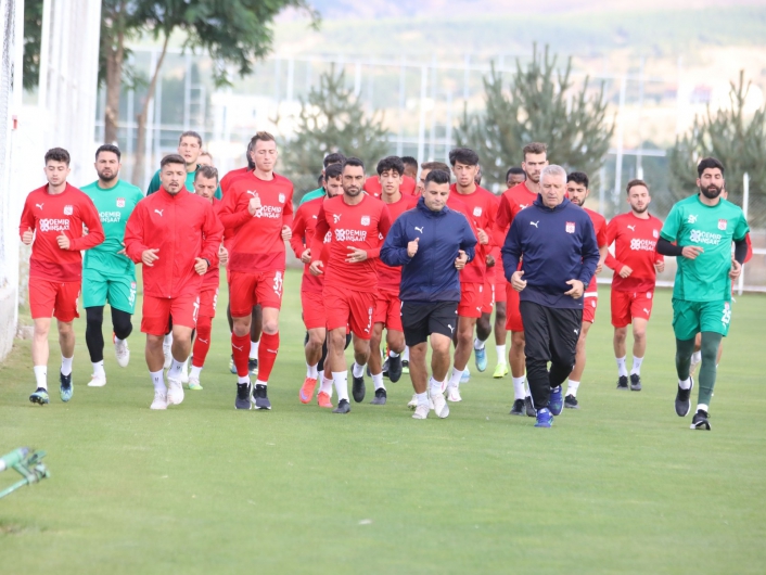 Sivasspor´da Fenerbahçe hazırlıkları başladı
