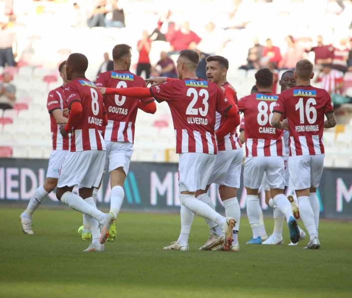 Sivasspor´da, zorlu Adana Demirspor maçı öncesi 3 eksik
