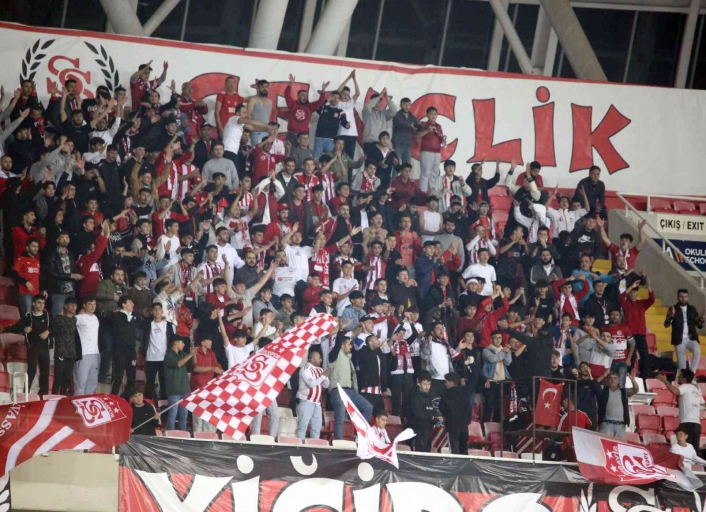 Sivasspor-Erokspor maçının biletleri satışta
