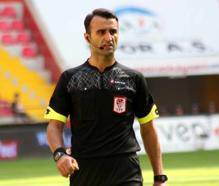 Sivasspor - Gaziantep FK maçını Atilla Karaoğlan yönetecek
