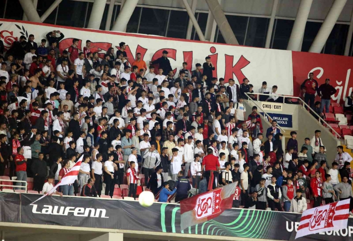 Sivasspor-Giresunspor maçının biletleri satışta
