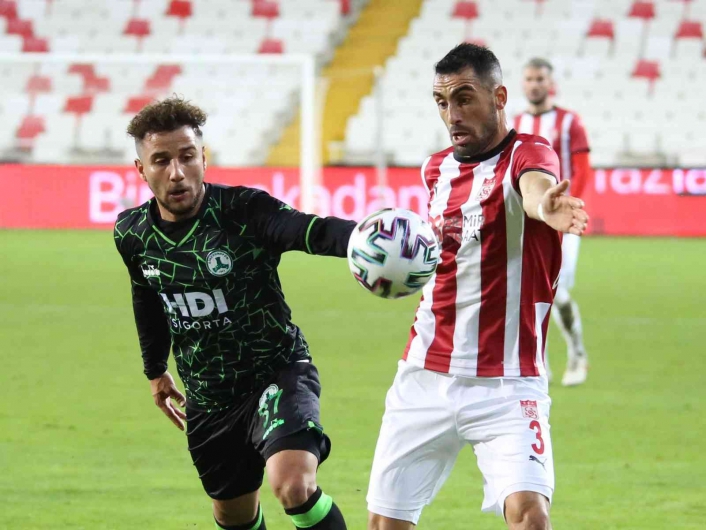 Sivasspor ile Giresunspor ligde ilk kez rakip olacak
