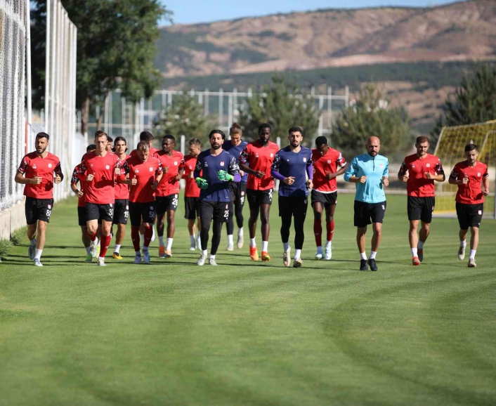 Sivasspor, İstanbulspor maçı hazırlıklarına başladı
