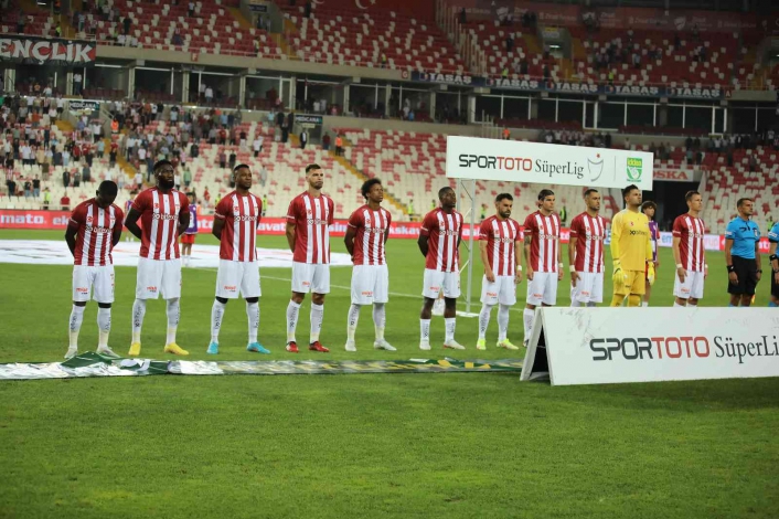 Sivasspor - İstanbulspor maçının VAR´ı Erkan Engin
