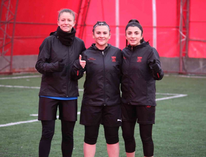 Sivasspor Kadın Takımı galibiyete inanıyor
