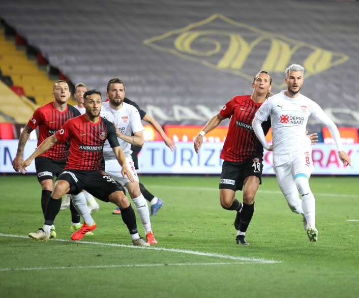 Sivasspor ligde 14 kez kazandı
