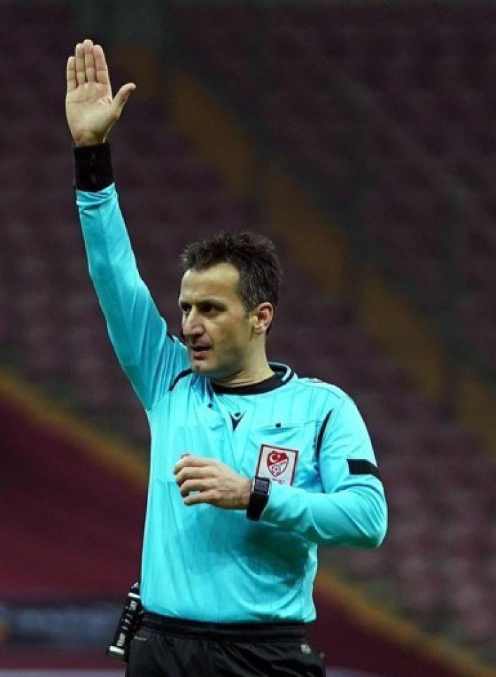 Sivasspor - MKE Ankaragücü maçında Suat Arslanboğa düdük çalacak

