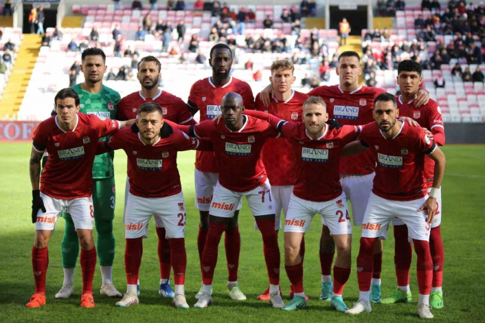 Sivasspor, Süper Lig´de 5. galibiyetini aldı
