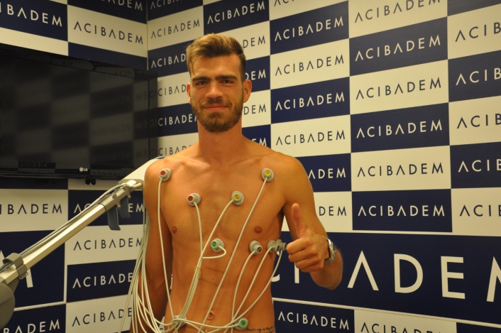 Sivasspor´un yeni transferi Dimitrios Goutas sağlık kontrolünden geçti
