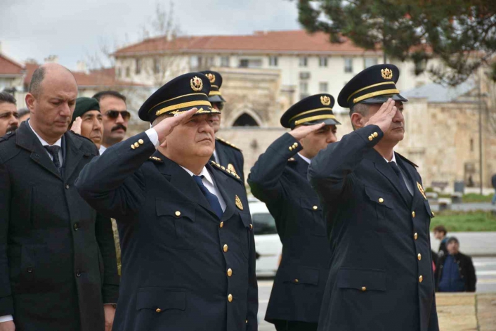 Sivasta Türk Polis Teşkilatının kuruluş yıl dönümü kutlandı
