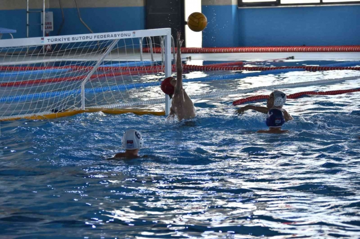 Su Topu Türkiye Şampiyonası Elazığ´da başladı
