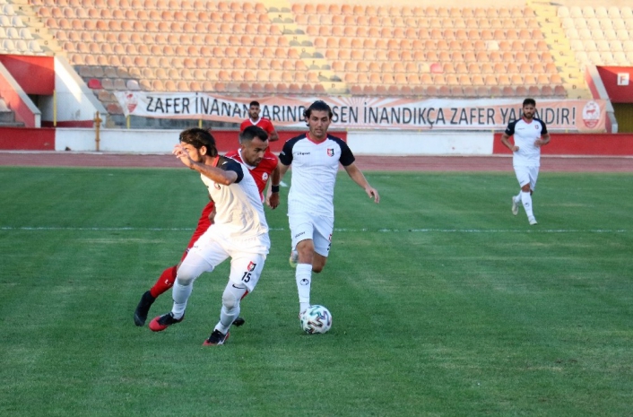 TFF 2. Lig: Kahramanmaraşspor: 2 - Uşakspor: 1
