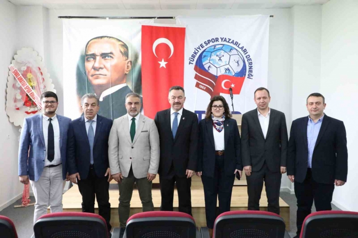 TSYD Sivas Şubesinde Ali Yavuz yeniden başkan seçildi
